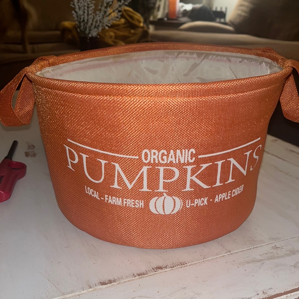 House Decor - Fall - Picture 2 of 2